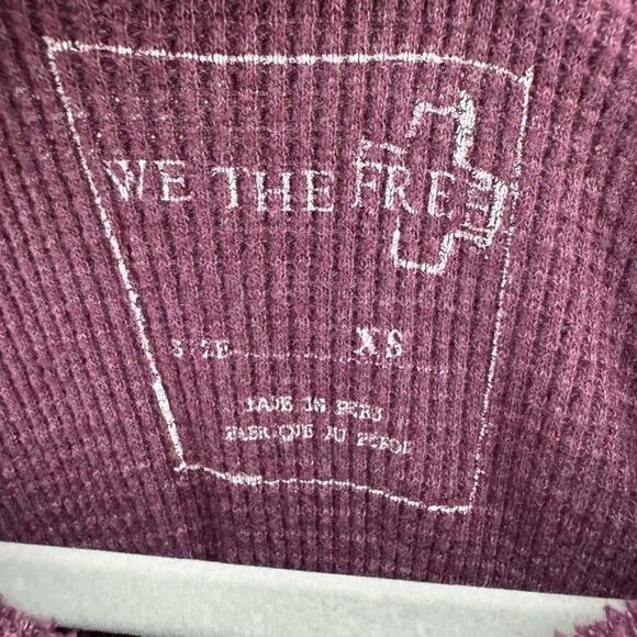 We The Free Top Womens XS Plum Waffle Knit Thermal Long Sleeves Crew Neck A-Line - Picture 2 of 8